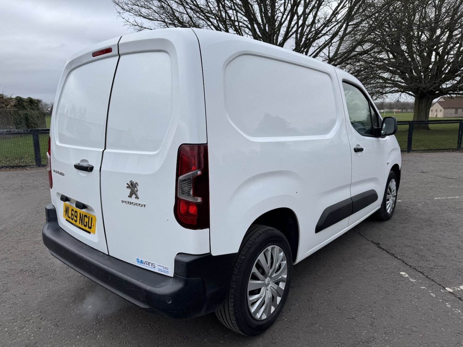 Used Peugeot Partner 2019 for sale - 77735861: Photo 7