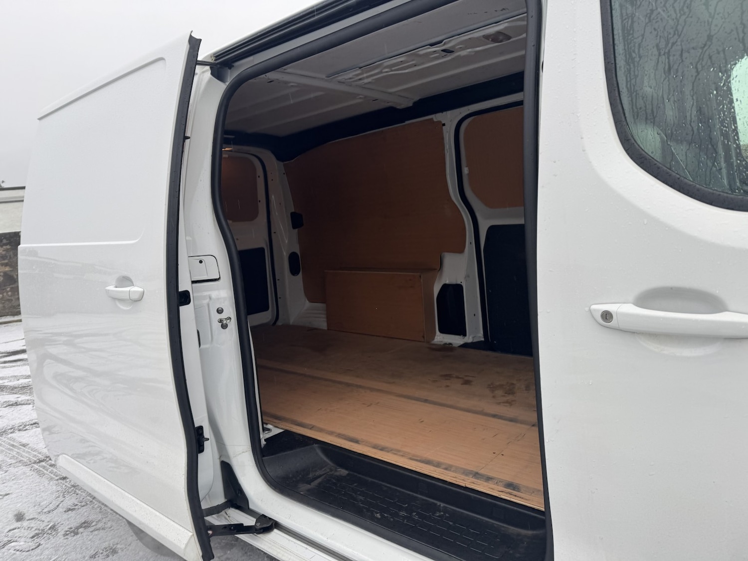 Used Vauxhall Vivaro 2020 for sale - 77735725: Photo 10