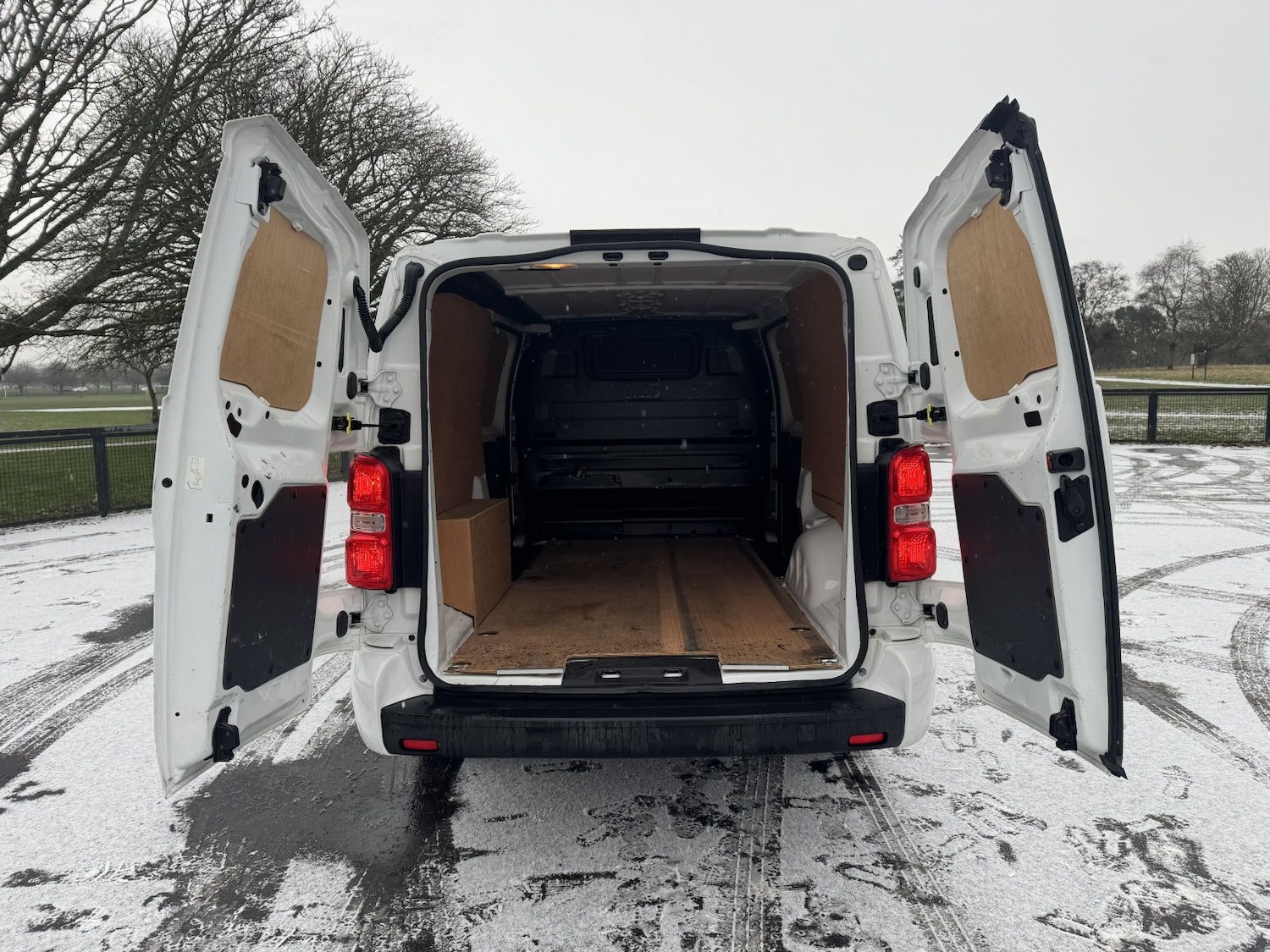 Used Vauxhall Vivaro 2020 for sale - 77735725: Photo 12