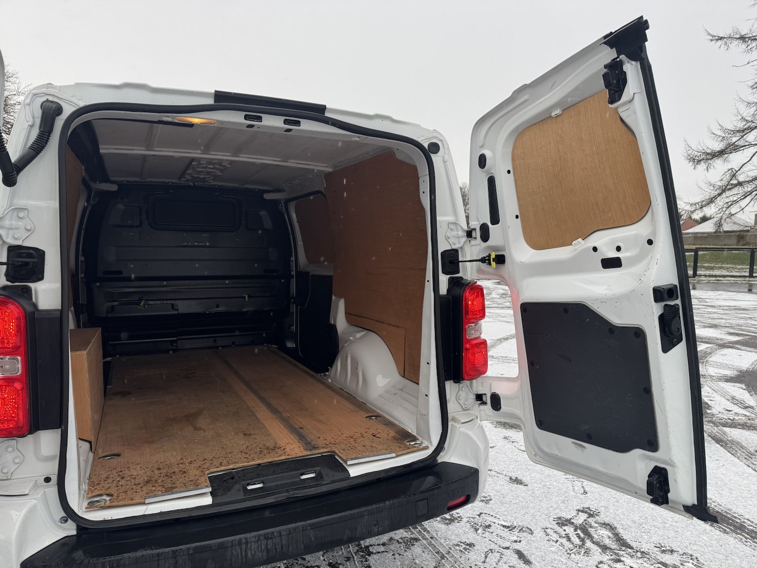 Used Vauxhall Vivaro 2020 for sale - 77735725: Photo 14