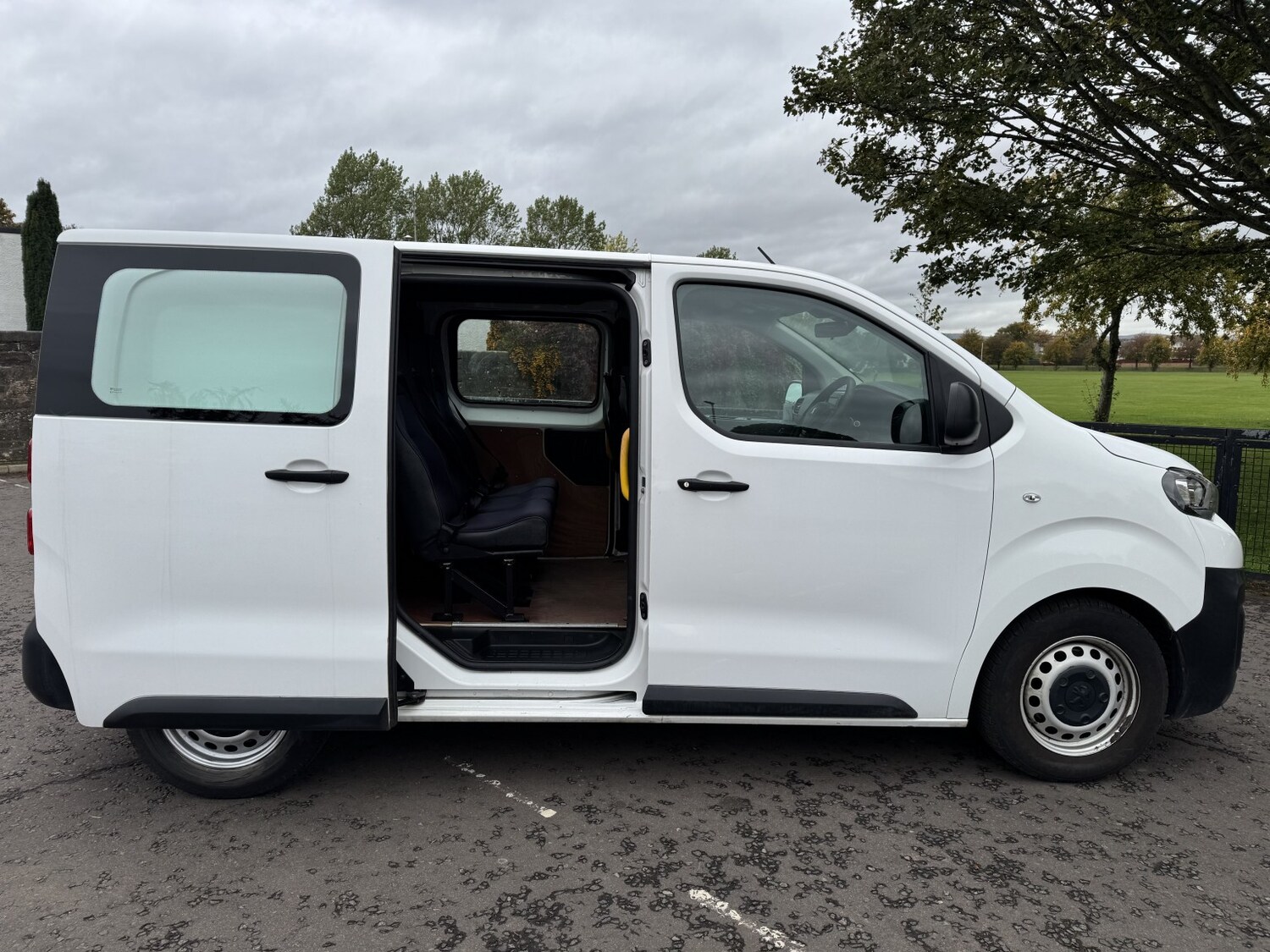 Used Peugeot Expert 2021 for sale - 76149221: Photo 9