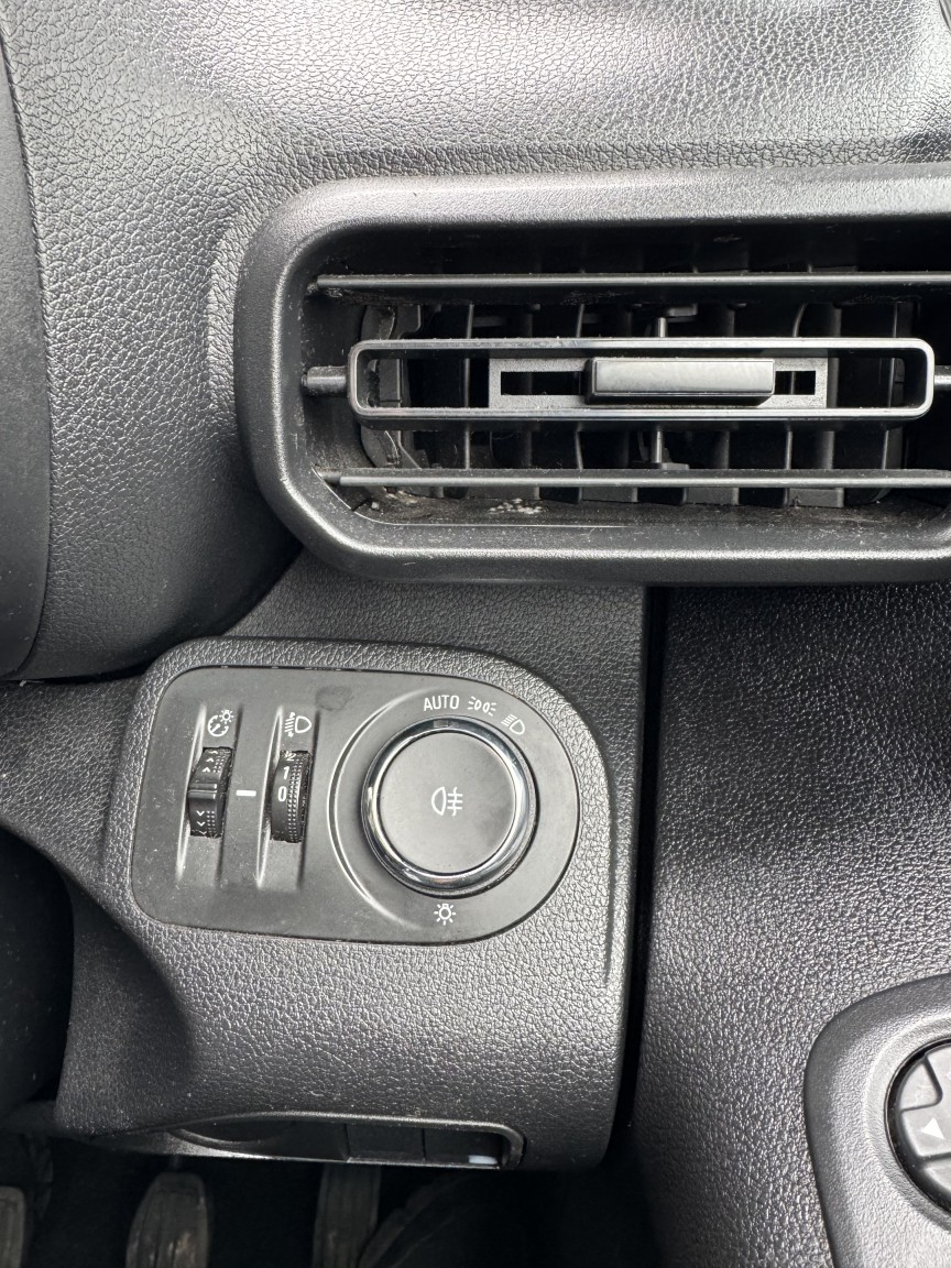 Used Vauxhall Combo 2020 for sale - 77735858: Photo 25