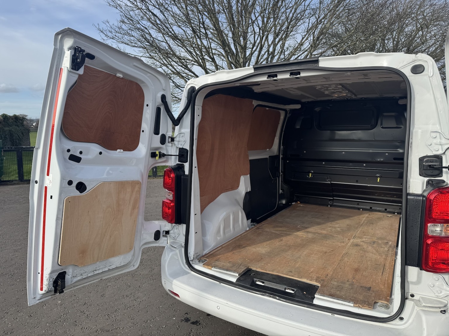 Used Vauxhall Vivaro 2022 for sale - 78155460: Photo 11