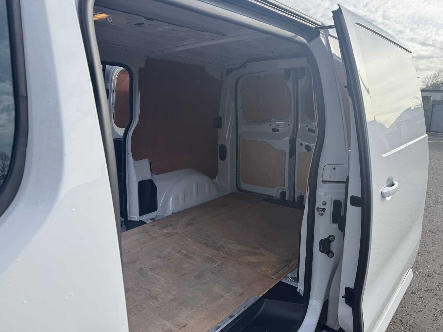 Used Vauxhall Vivaro 2022 for sale - 78155460: Photo 15