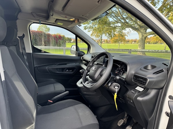 Used Toyota ProAce 2022 for sale - 76305655: Photo 17