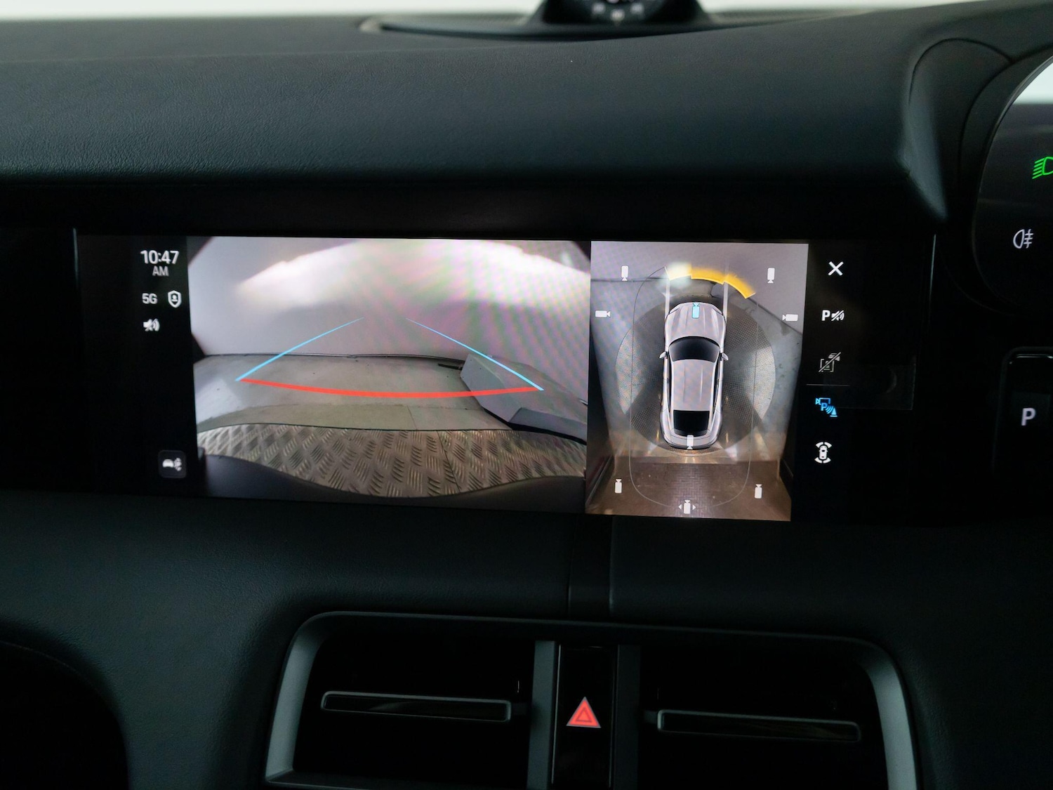 Used Porsche Taycan 2025 for sale - 77256221: Photo 12