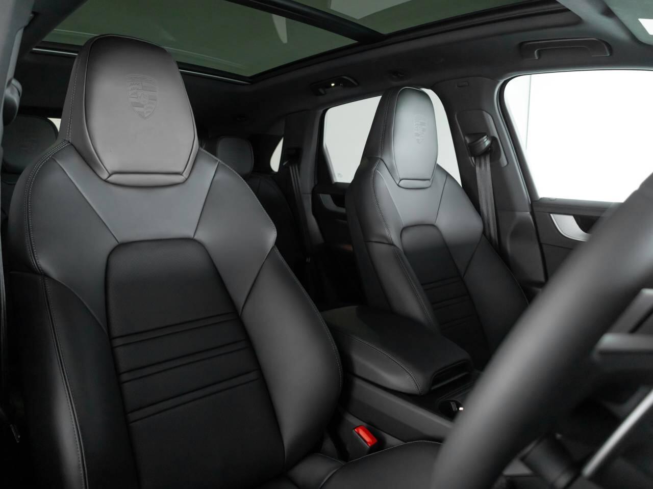 Used Porsche Cayenne 2025 for sale - 77885181: Photo 5