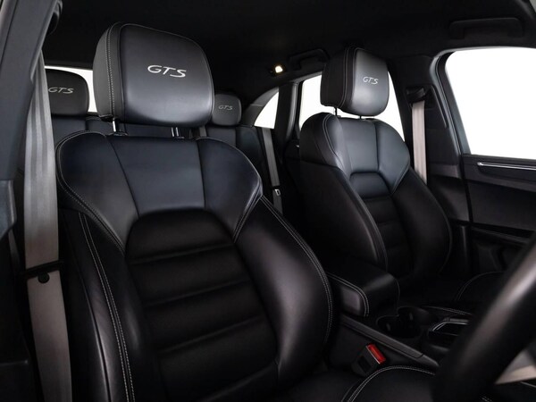 Used Porsche Macan 2020 for sale - 76231301: Photo 5