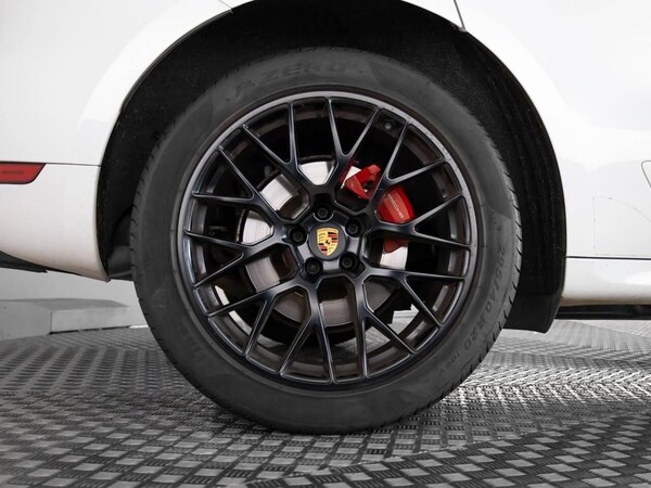 Used Porsche Macan 2020 for sale - 76231301: Photo 6