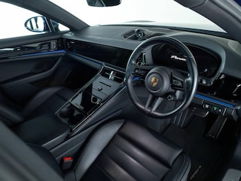 Used Porsche Panamera 2024 for sale - 78472647: Photo