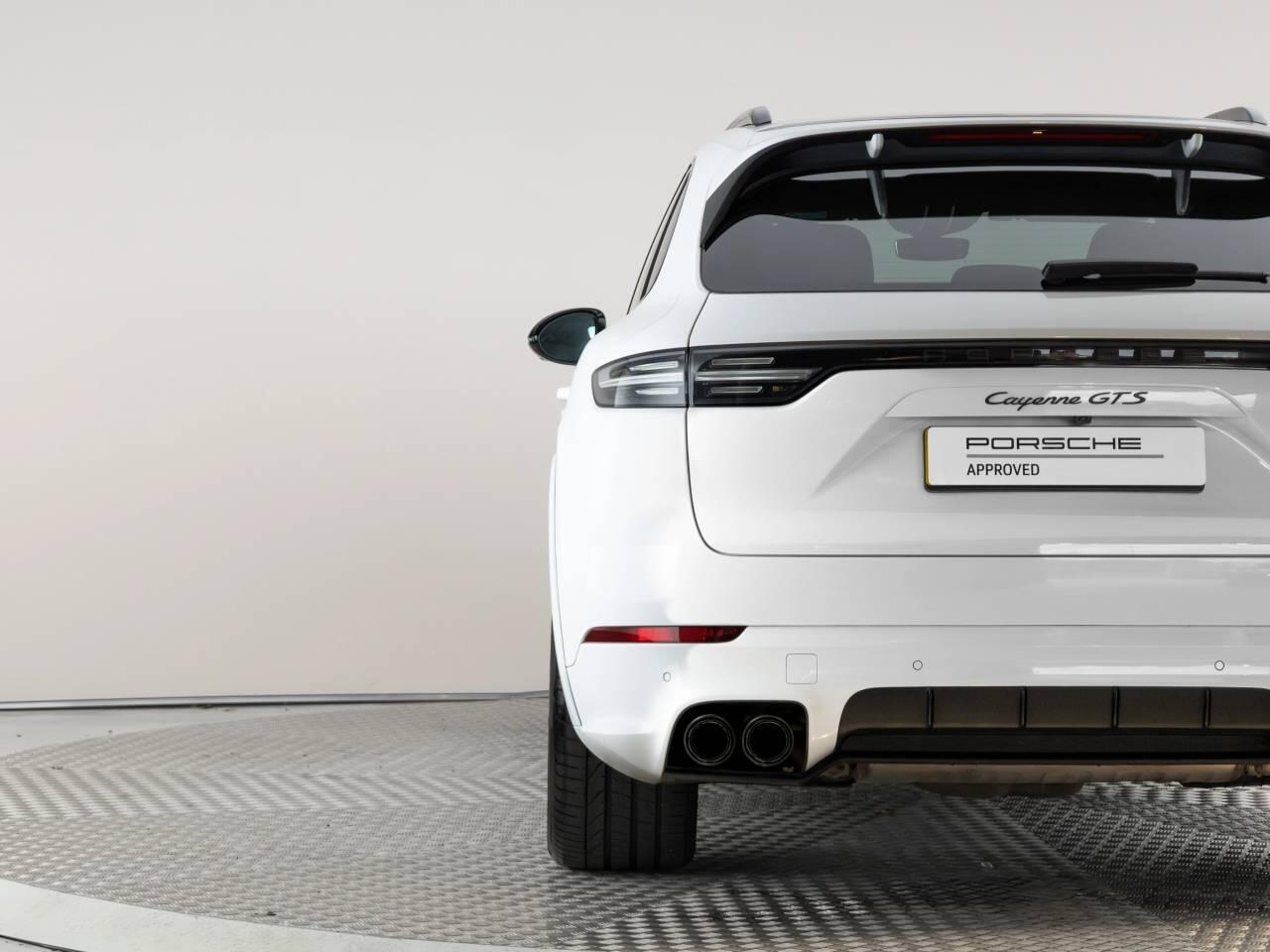 Used Porsche Cayenne 2022 for sale - 76937398: Photo 12