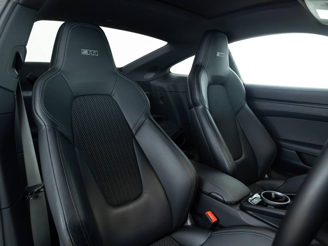 Used Porsche 911 2024 for sale - 77927104: Photo 5