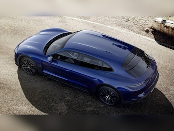 Used Porsche Taycan 2023 for sale - 76717001: Photo