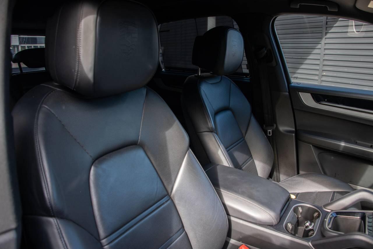 Used Porsche Cayenne 2024 for sale - 77360347: Photo 5