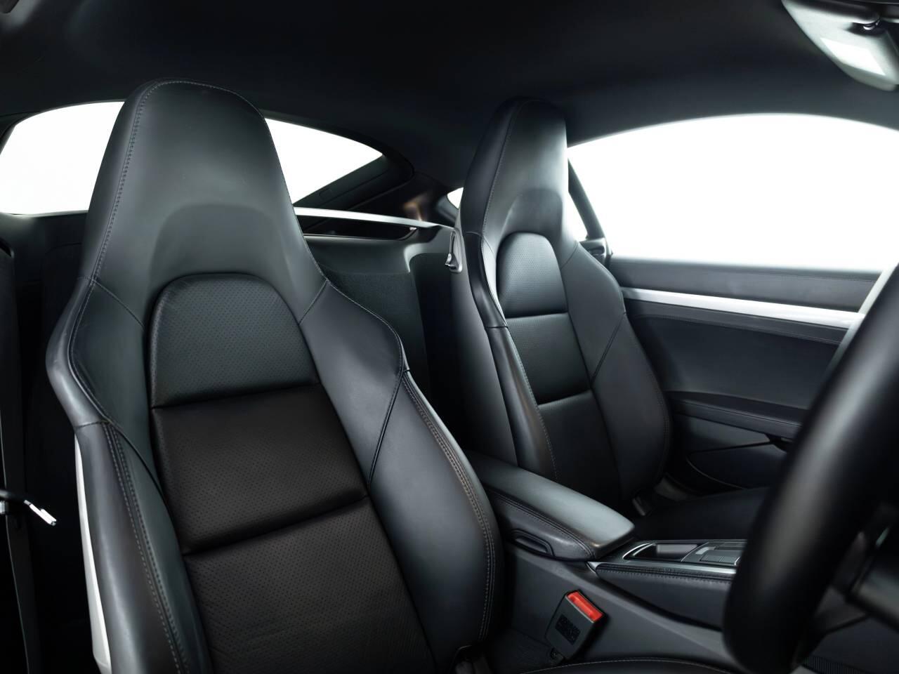 Used Porsche Cayman 2019 for sale - 77470657: Photo 5