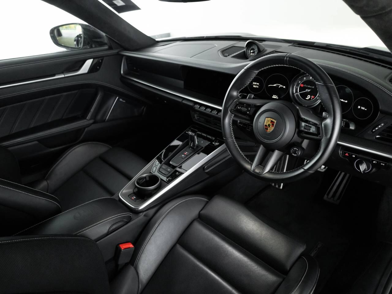 Used Porsche 911 2020 for sale - 76487080: Photo 4