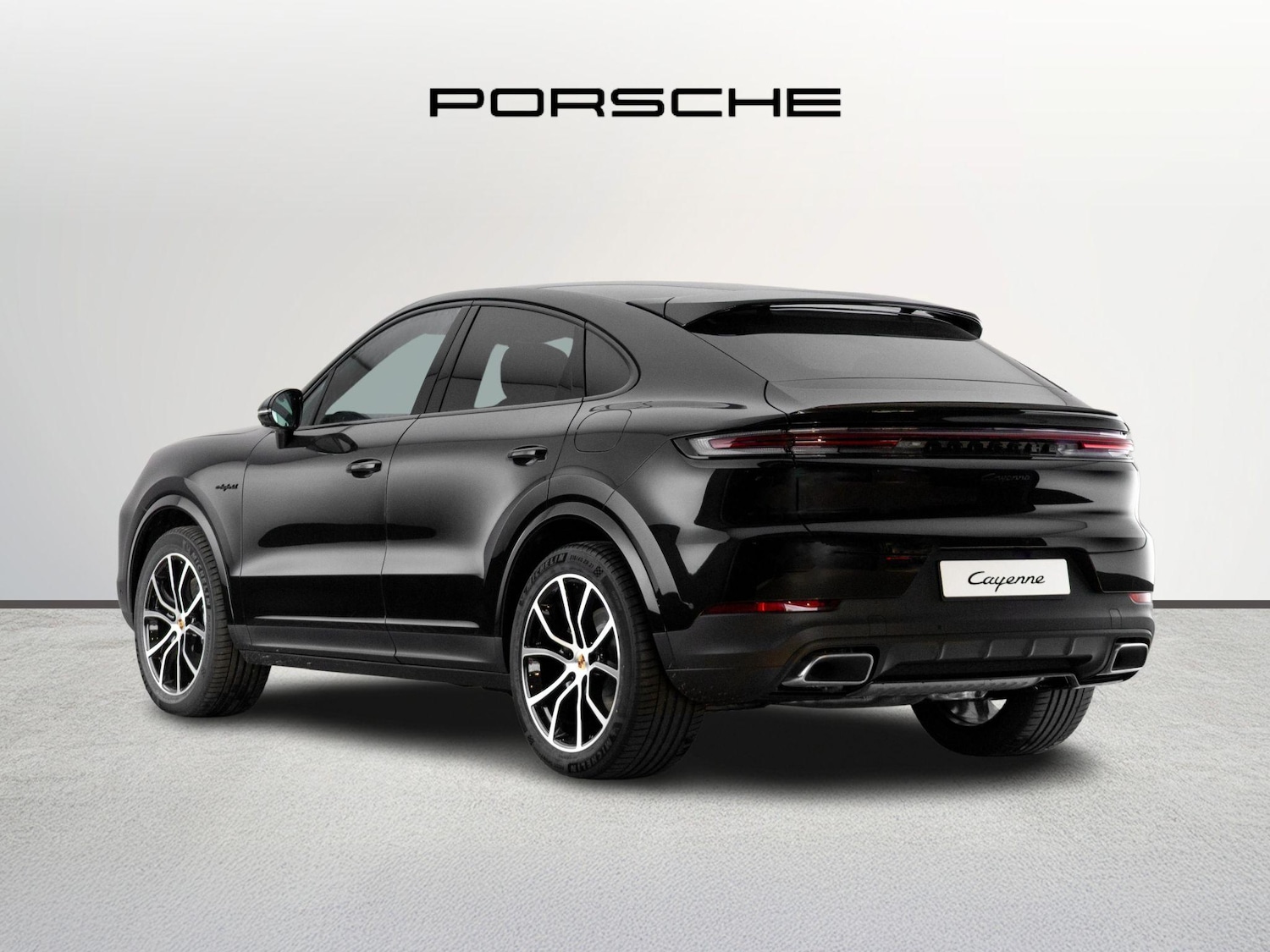 Used Porsche Cayenne 2025 for sale - 76680472: Photo 2