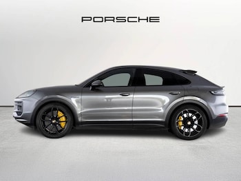 Used Porsche Cayenne 2024 for sale - 76677308: Photo