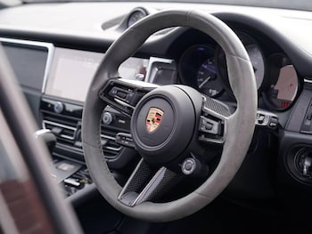 Used Porsche Macan 2024 for sale - 78378174: Photo