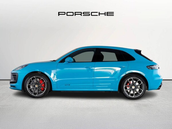 Used Porsche Macan 2022 for sale - 76231182: Photo 2