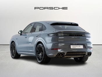 Used Porsche Cayenne 2025 for sale - 77177882: Photo