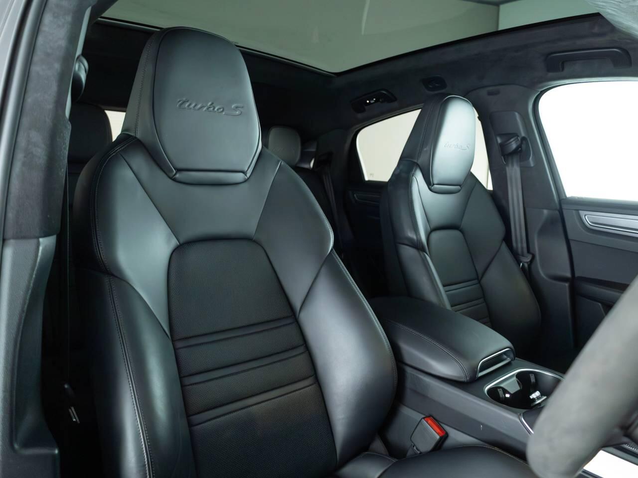 Used Porsche Cayenne 2020 for sale - 78206899: Photo 5