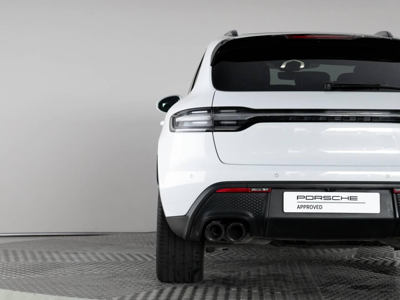 Used Porsche Macan 2021 for sale - 76328405: Photo 12