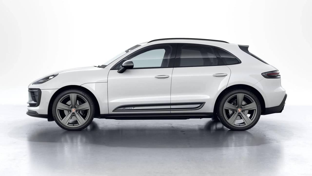 Used Porsche Macan 2025 for sale - 77415462: Photo 2