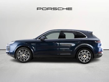 Used Porsche Cayenne 2024 for sale - 77122493: Photo