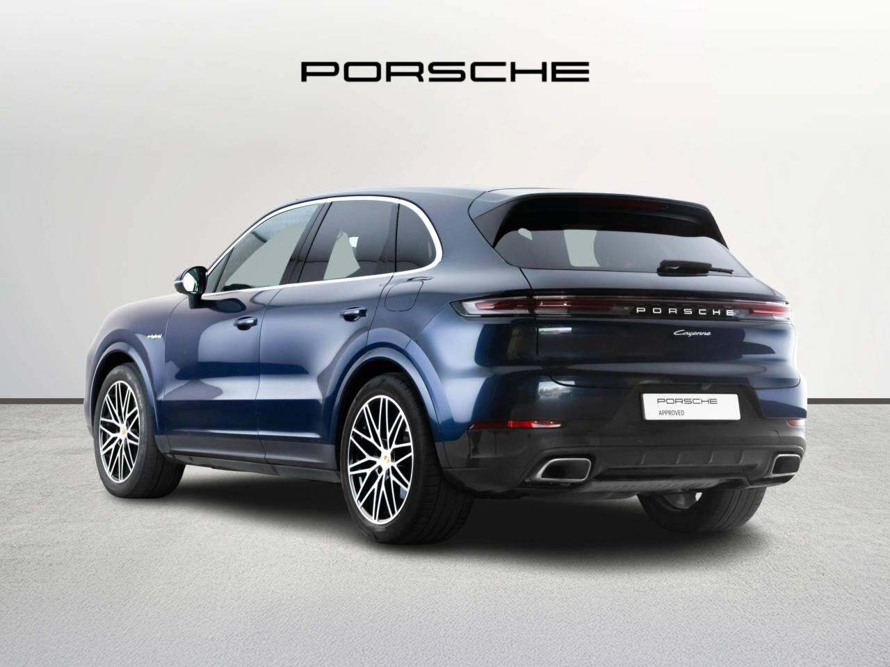 Used Porsche Cayenne 2024 for sale - 77122493: Photo 3