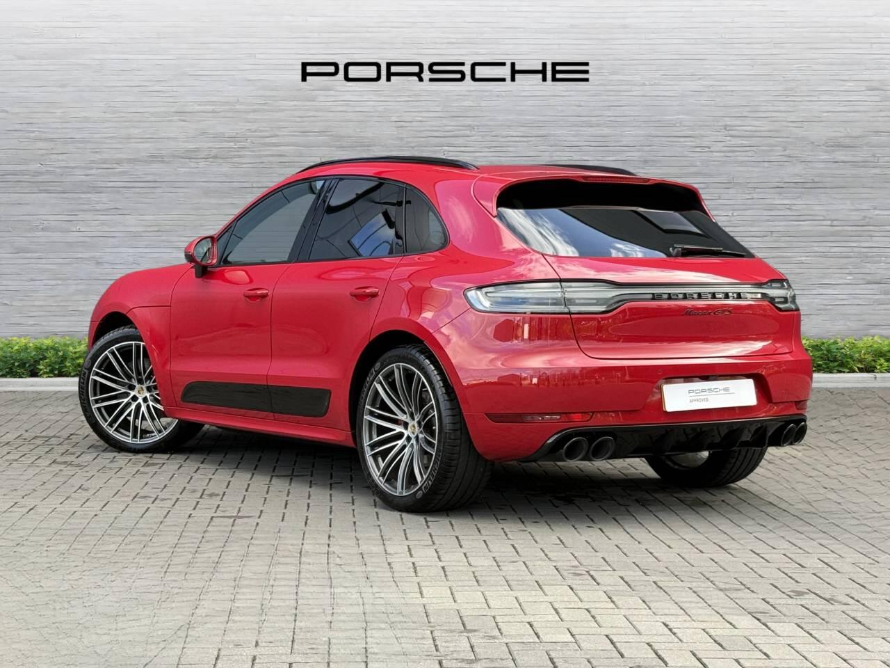 Used Porsche Macan 2020 for sale - 76914673: Photo 2