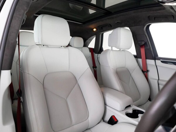 Used Porsche Macan 2020 for sale - 76231184: Photo 5