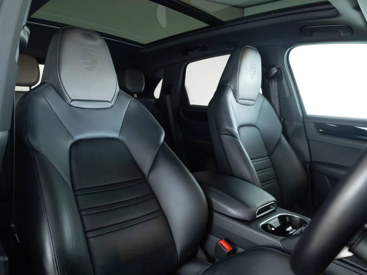 Used Porsche Cayenne 2021 for sale - 78190245: Photo 5