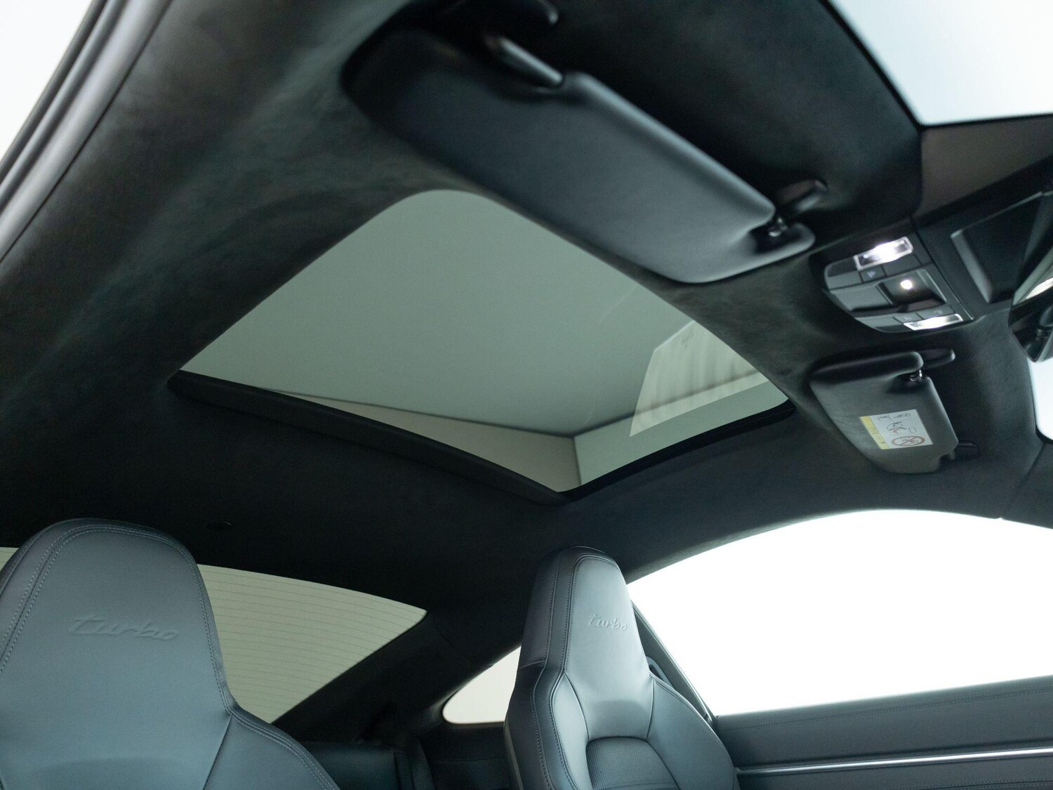 Used Porsche 911 2021 for sale - 77257952: Photo 12