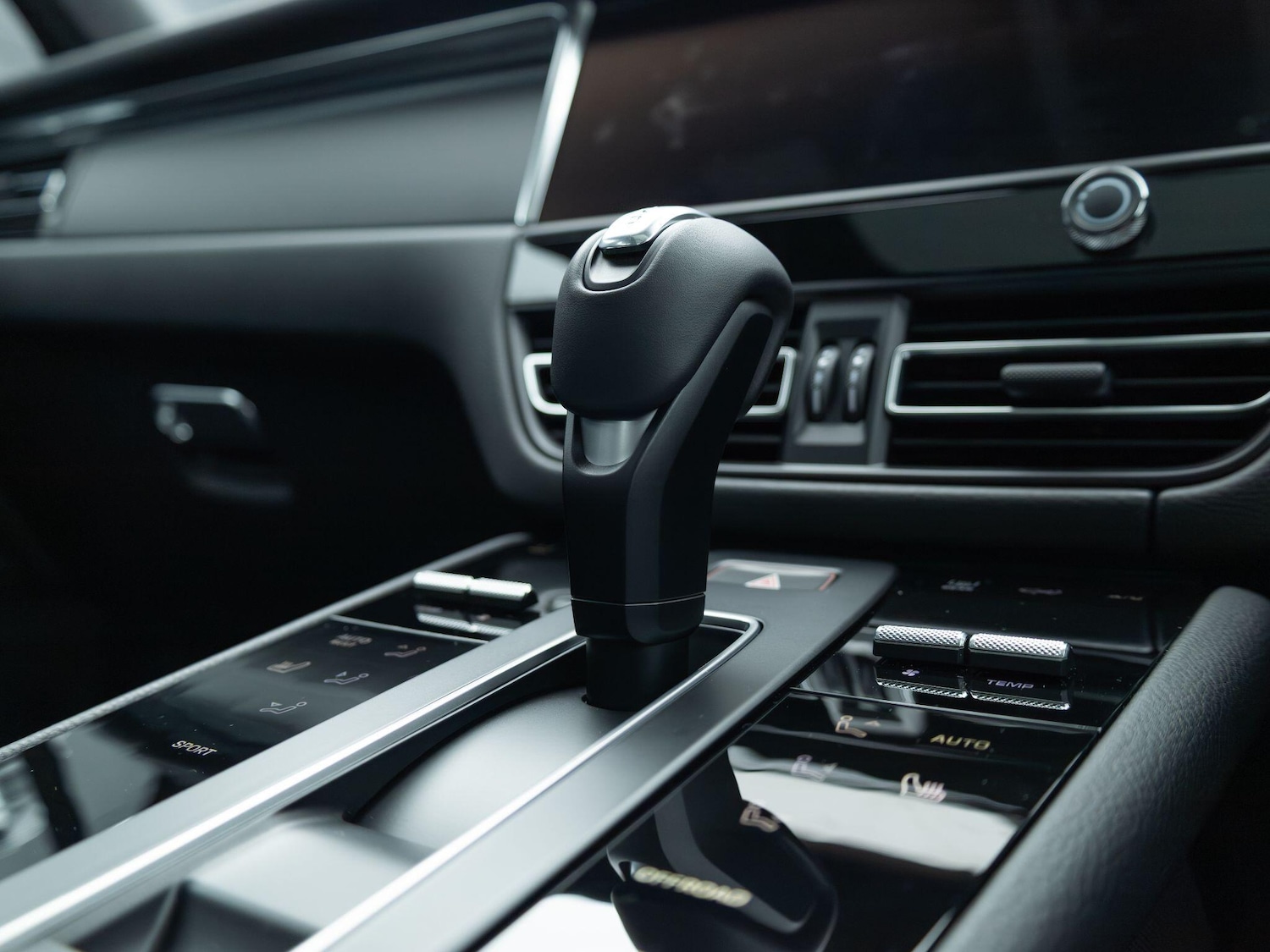 Used Porsche Macan 2026 for sale - 77649631: Photo 12