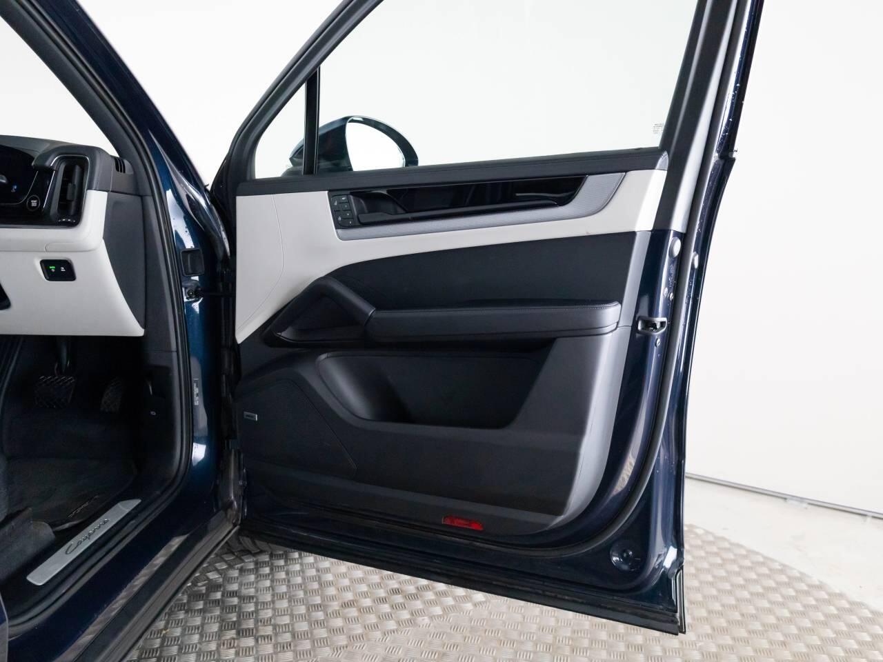 Used Porsche Cayenne 2024 for sale - 76678799: Photo 12