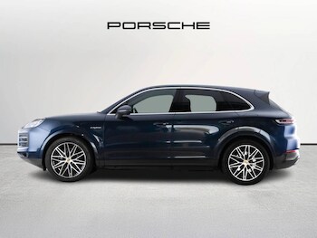 Used Porsche Cayenne 2024 for sale - 76678799: Photo