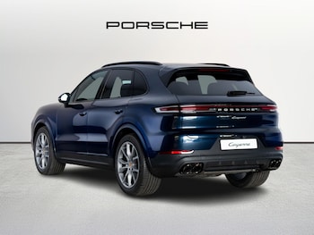 Used Porsche Cayenne 2025 for sale - 76692568: Photo