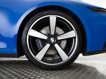 Used Porsche 911 2025 for sale - 76772957: Photo