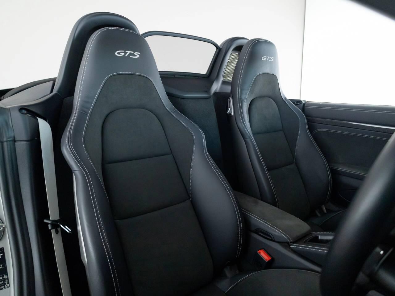 Used Porsche Boxster 2023 for sale - 76675740: Photo 5