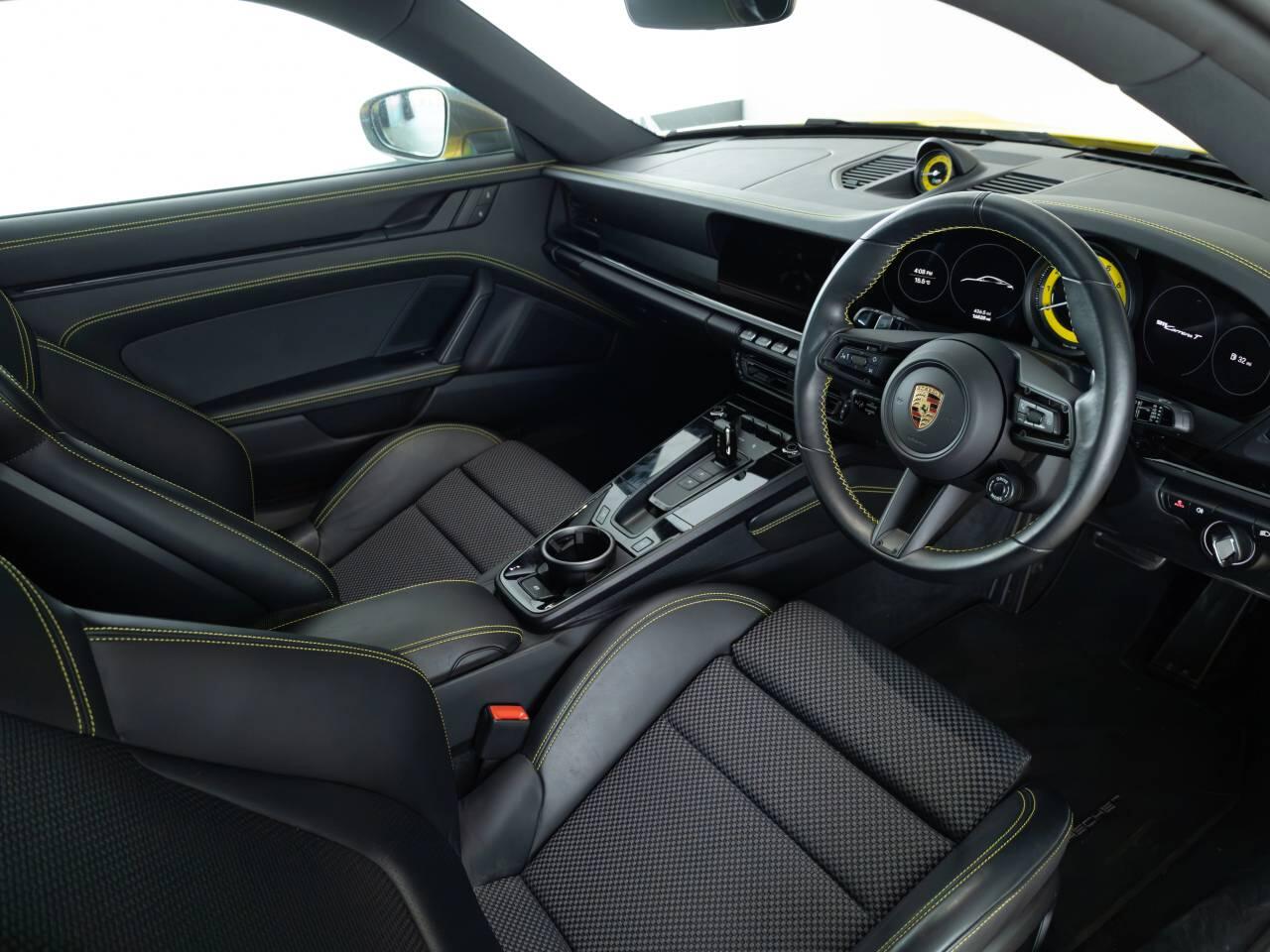 Used Porsche 911 2023 for sale - 78190227: Photo 4