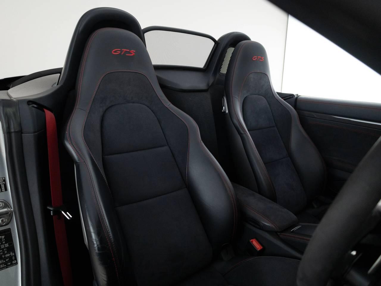 Used Porsche Boxster 2019 for sale - 76673754: Photo 5