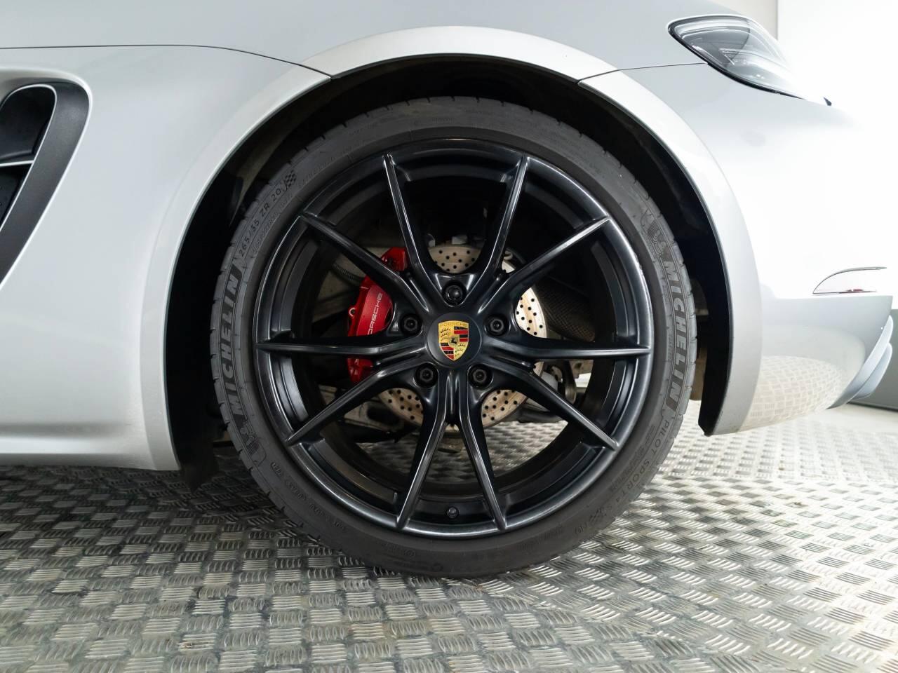 Used Porsche Boxster 2019 for sale - 76673754: Photo 6