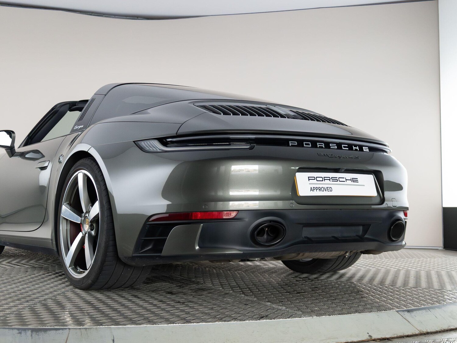 Used Porsche 911 2023 for sale - 77673379: Photo 10