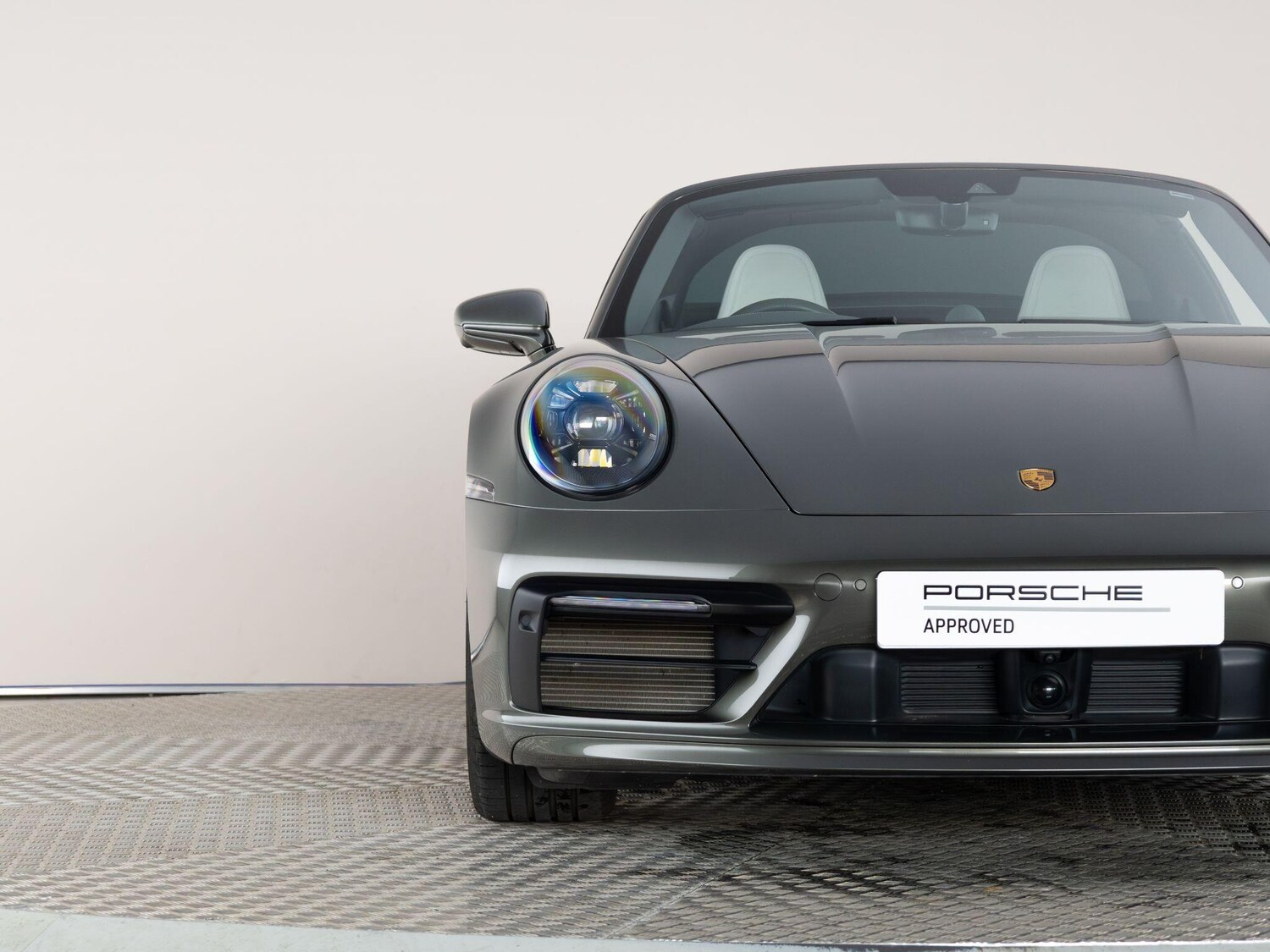 Used Porsche 911 2023 for sale - 77673379: Photo 9