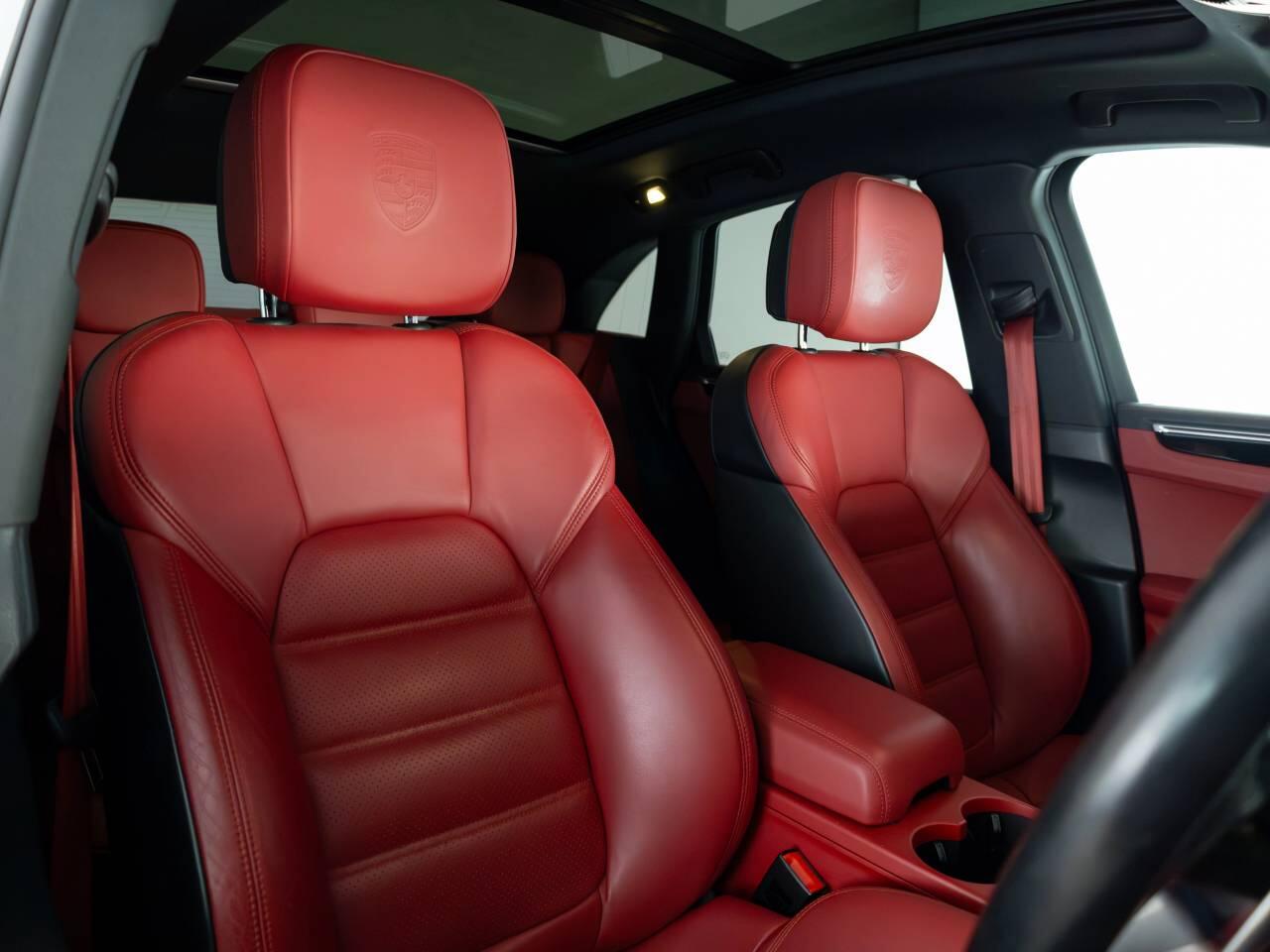 Used Porsche Macan 2016 for sale - 78190249: Photo 5
