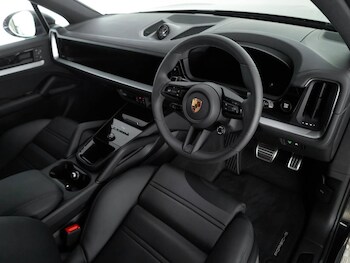Used Porsche Cayenne 2025 for sale - 78190241: Photo