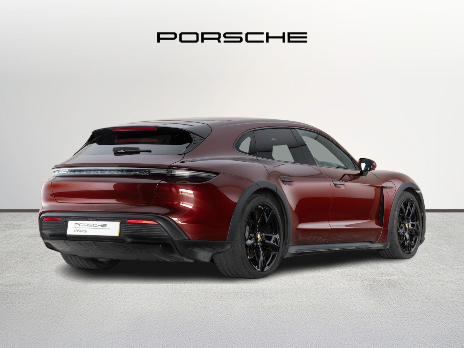 Used Porsche Taycan 2021 for sale - 78118079: Photo 2