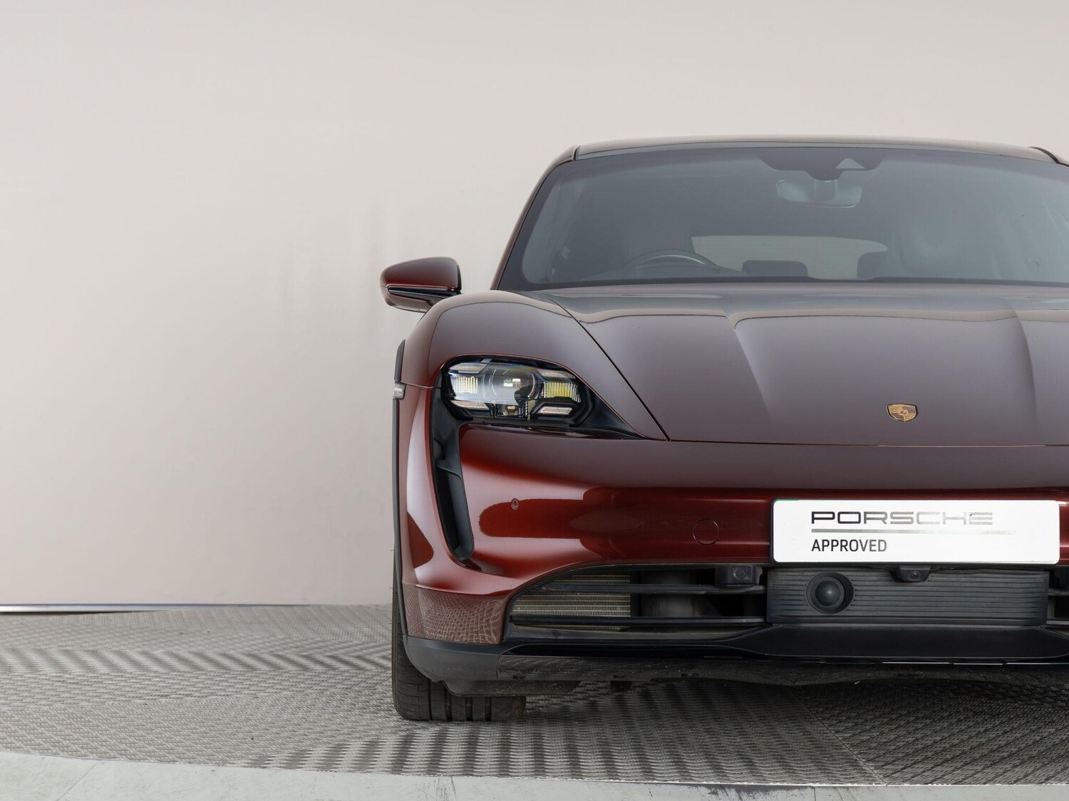 Used Porsche Taycan 2021 for sale - 78118079: Photo 8