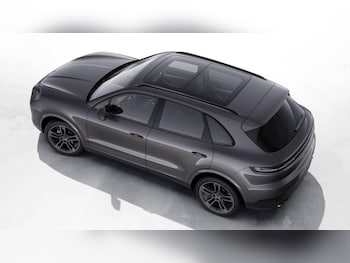 Used Porsche Cayenne 2024 for sale - 78352642: Photo